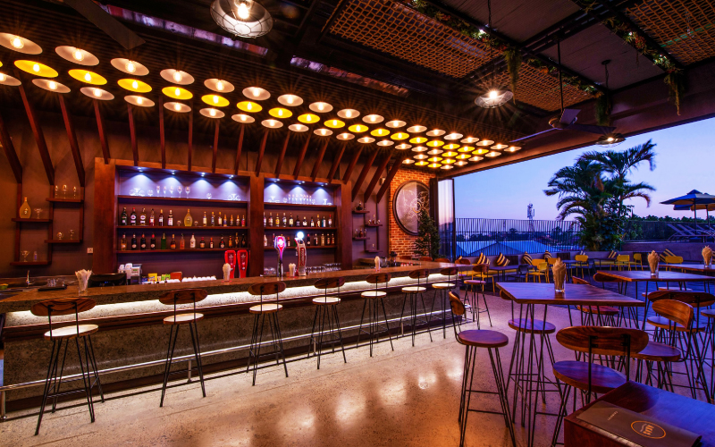 Akas-Pool Beach & Bar-03.jpg